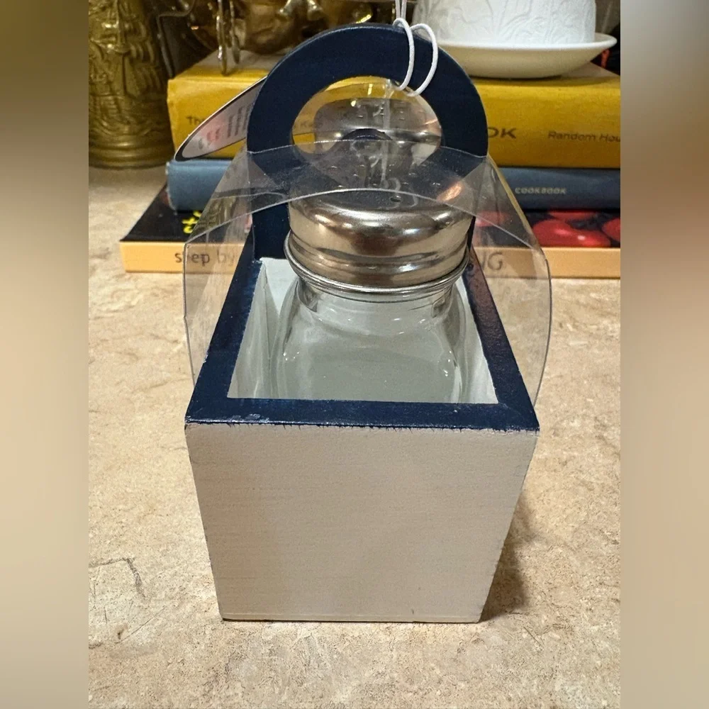Lemon Patterned Salt and Pepper Caddy Set NWT
